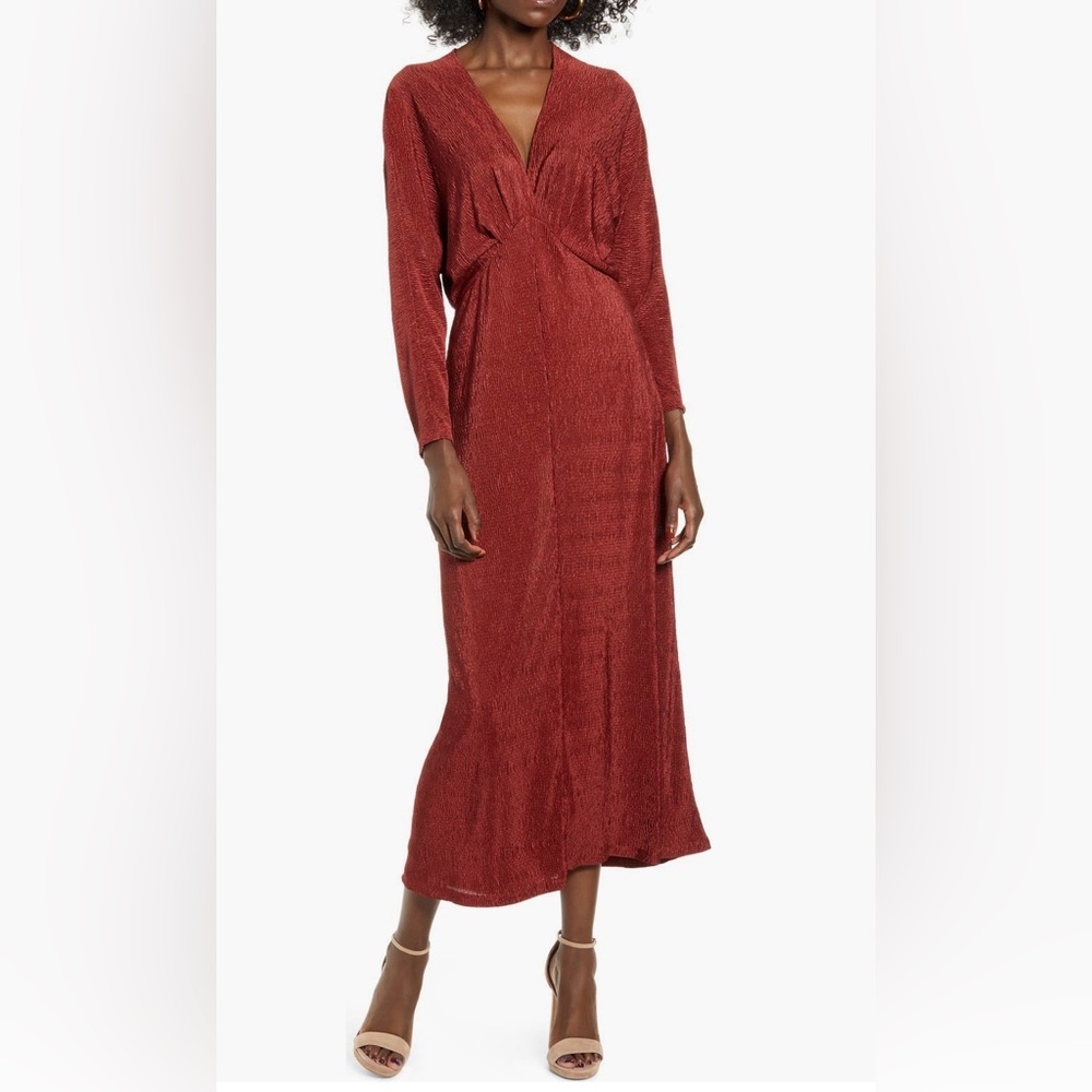 All in Favor Textured Long Sleeve V-Neck Dress - Cinnamon Red - XL (14-16)